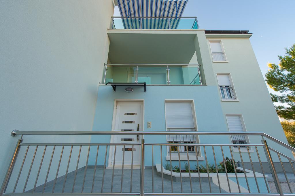 Blue Sky Apartments Rogoznica  Luaran gambar