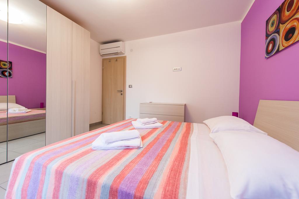Blue Sky Apartments Rogoznica  Luaran gambar