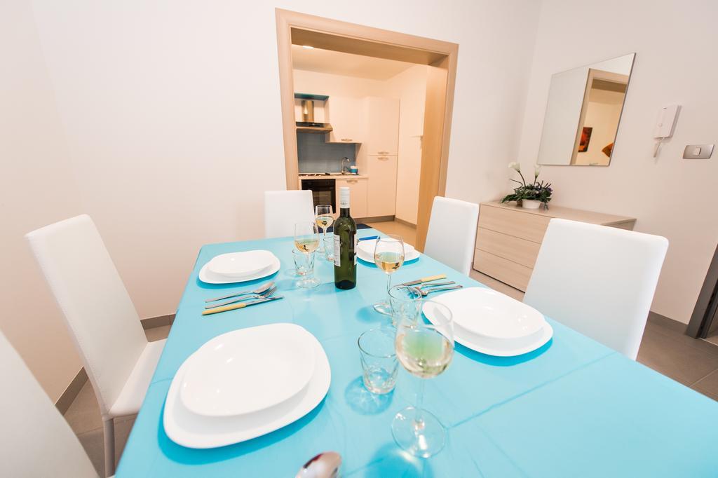 Blue Sky Apartments Rogoznica  Luaran gambar