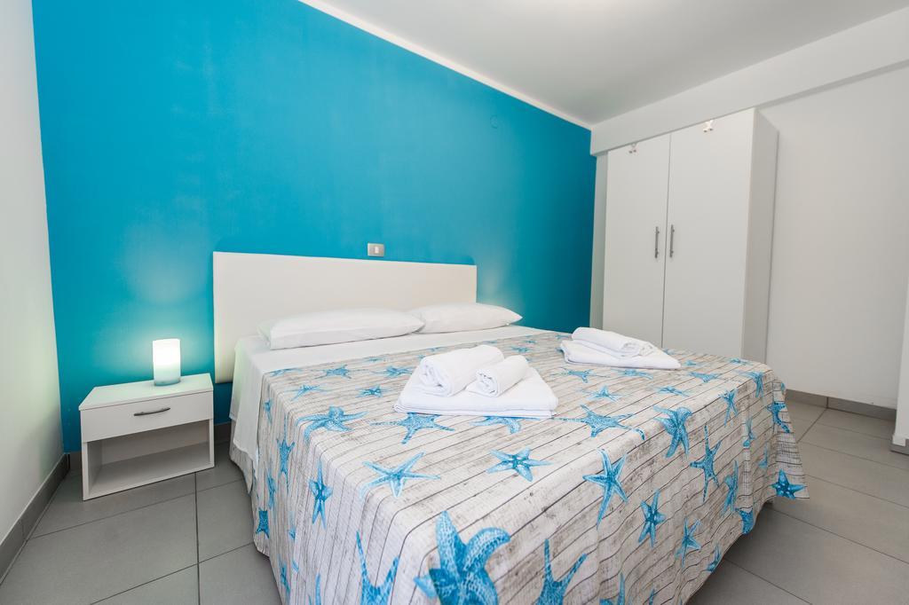Blue Sky Apartments Rogoznica  Luaran gambar