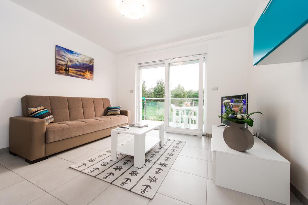 Blue Sky Apartments Rogoznica  Luaran gambar