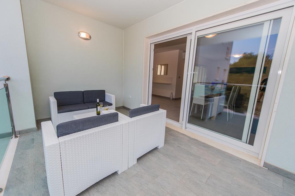 Blue Sky Apartments Rogoznica  Luaran gambar